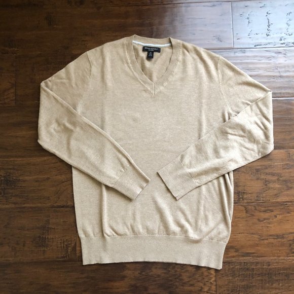 Banana Republic Other - Banana Republic mens vneck tan oatmeal sweater M